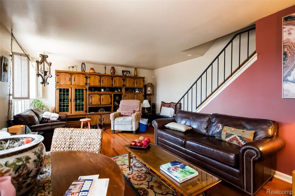 1911 Hyde Park Detroit City MI 48207