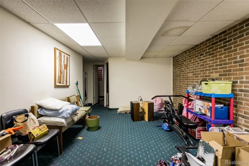 1911 Hyde Park Detroit City MI 48207
