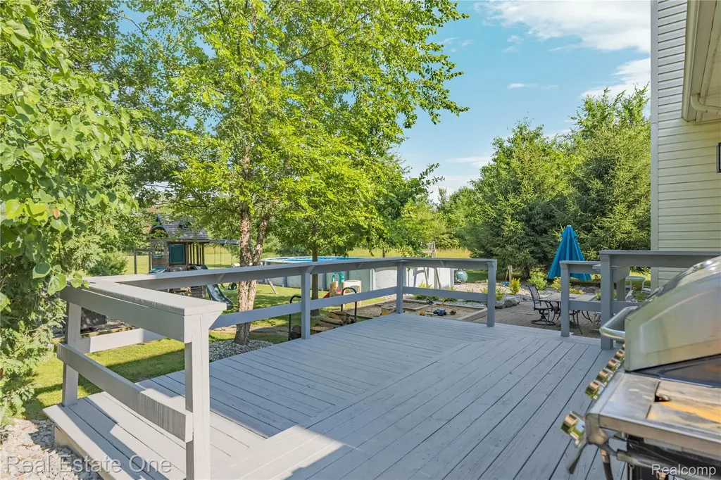9210 Hickory Ridge Road Holly Township MI 48442