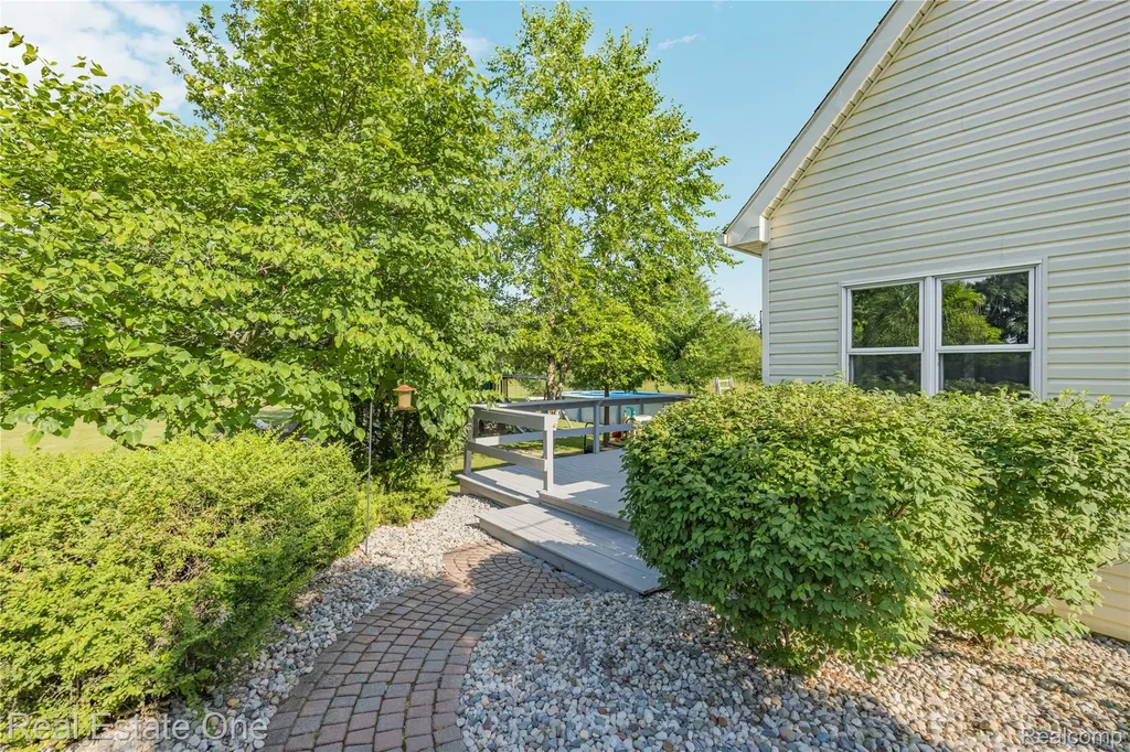 9210 Hickory Ridge Road Holly Township MI 48442