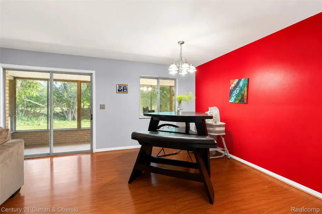 4652 Patrick Road West Bloomfield Charter Township MI 48322