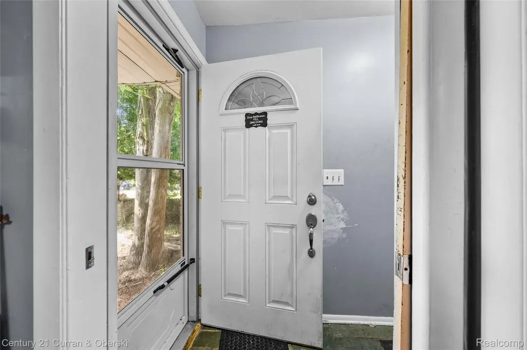 4652 Patrick Road West Bloomfield Charter Township MI 48322