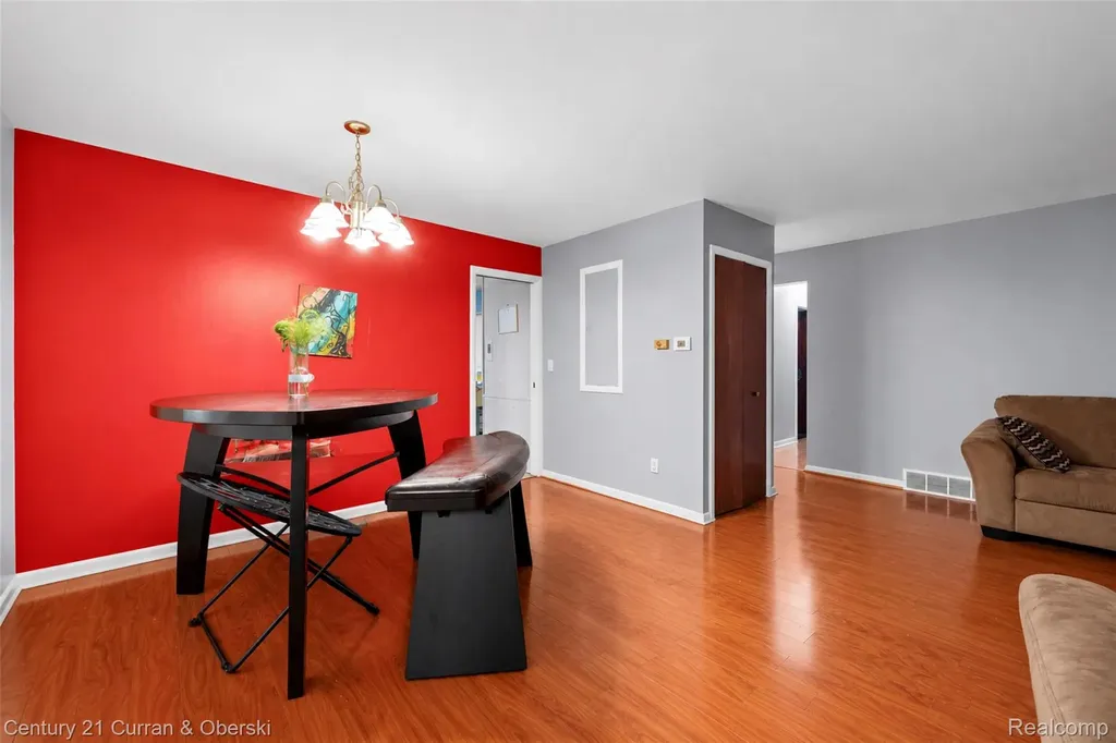 4652 Patrick Road West Bloomfield Charter Township MI 48322