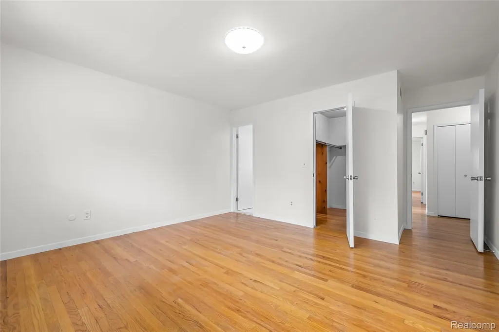 29540 Sharon Lane Southfield City MI 48076