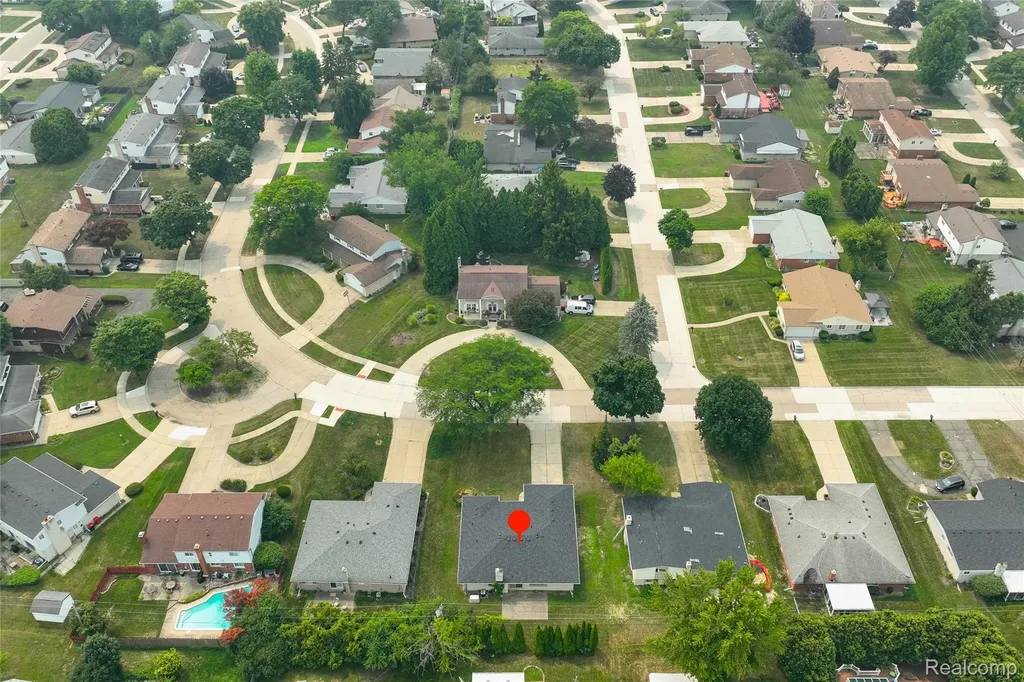 29540 Sharon Lane Southfield City MI 48076