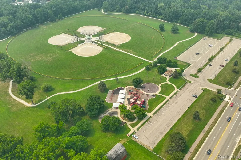 29540 Sharon Lane Southfield City MI 48076