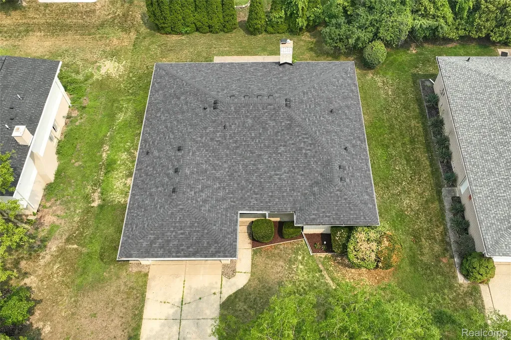 29540 Sharon Lane Southfield City MI 48076
