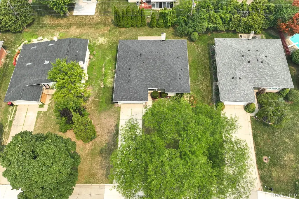 29540 Sharon Lane Southfield City MI 48076