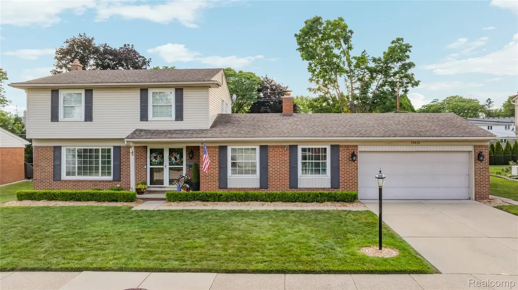15431 Huff Street Livonia City MI 48154