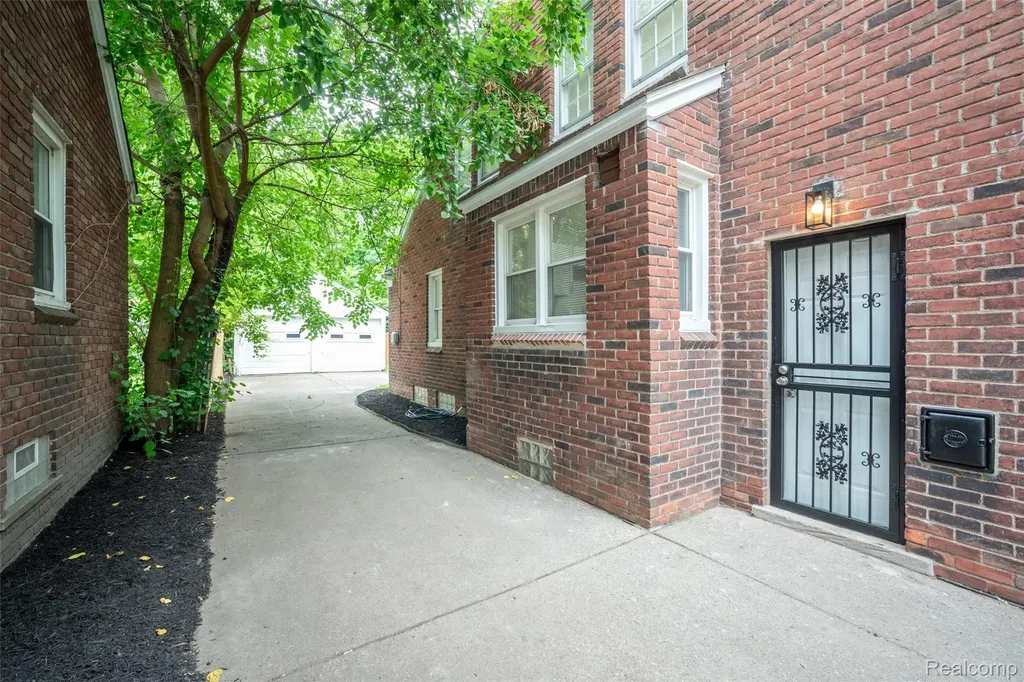 11611 Laing Street Detroit City MI 48224