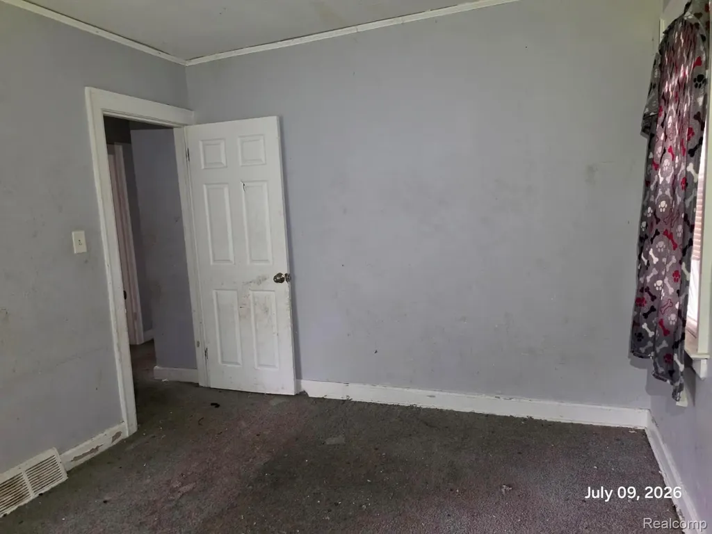 15730 Ohio Street Detroit City MI 48238