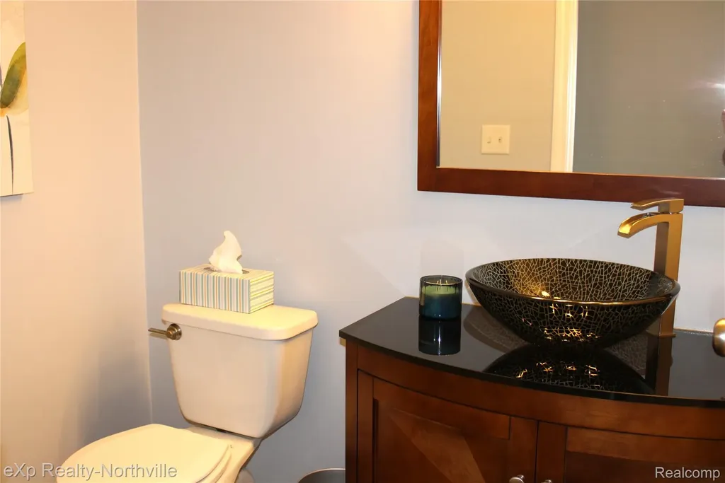 48172 Royal Pointe Drive Canton Charter Township MI 48187