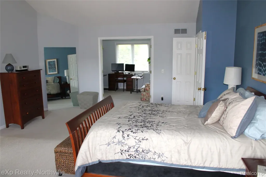48172 Royal Pointe Drive Canton Charter Township MI 48187