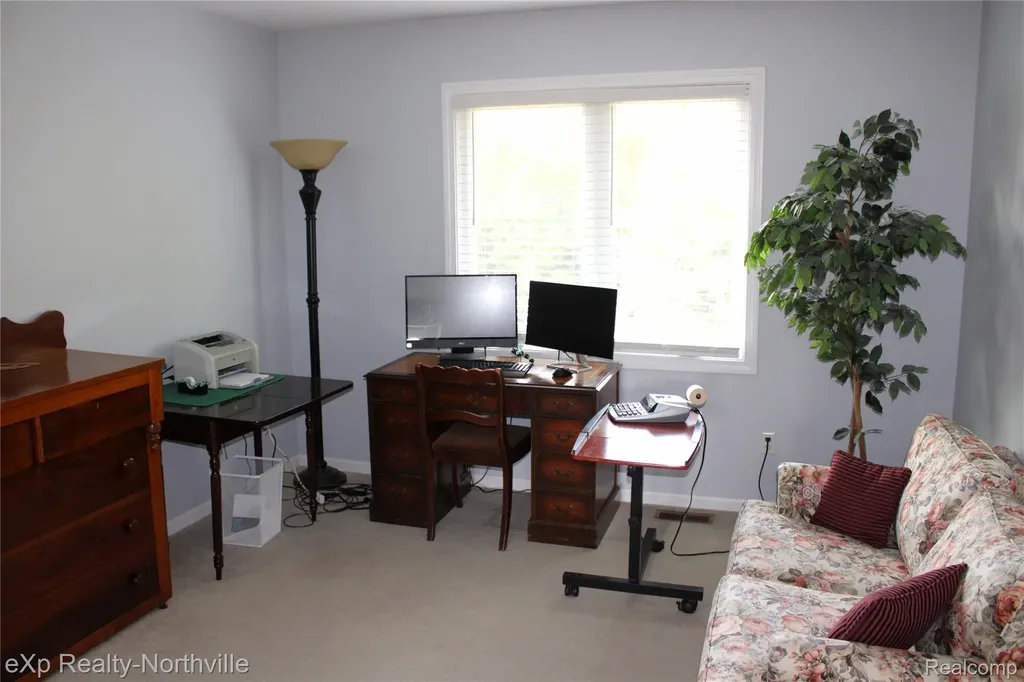 48172 Royal Pointe Drive Canton Charter Township MI 48187
