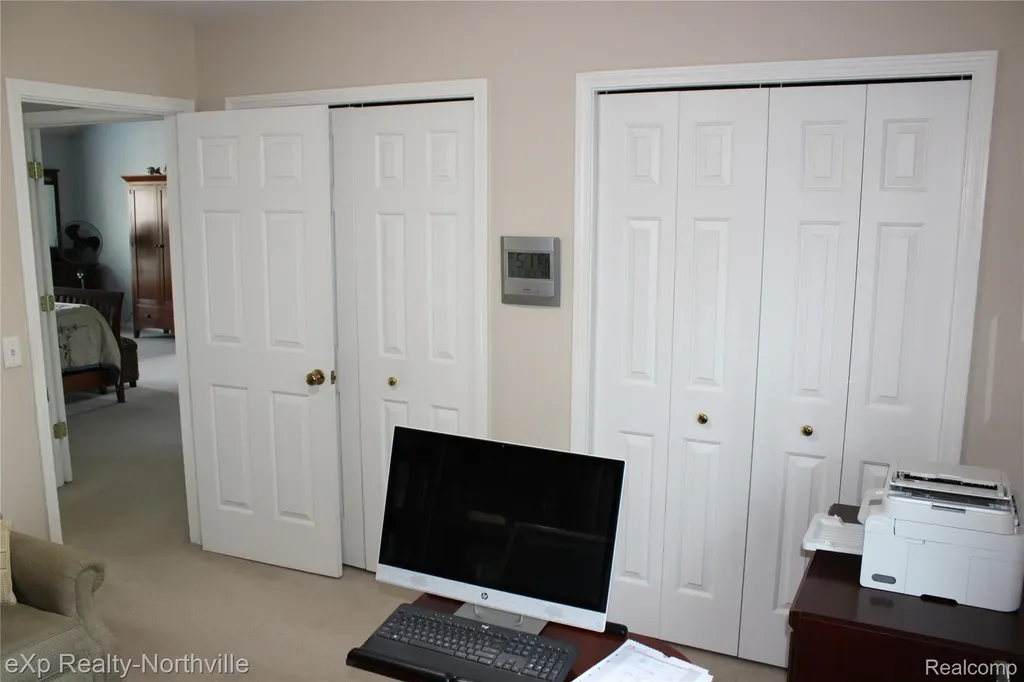 48172 Royal Pointe Drive Canton Charter Township MI 48187