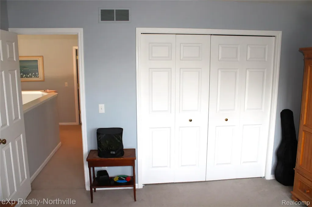 48172 Royal Pointe Drive Canton Charter Township MI 48187