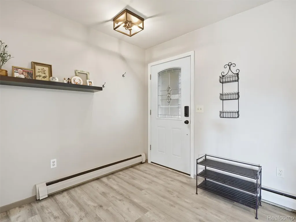 11771 Lesia Drive Green Oak Township MI 48189