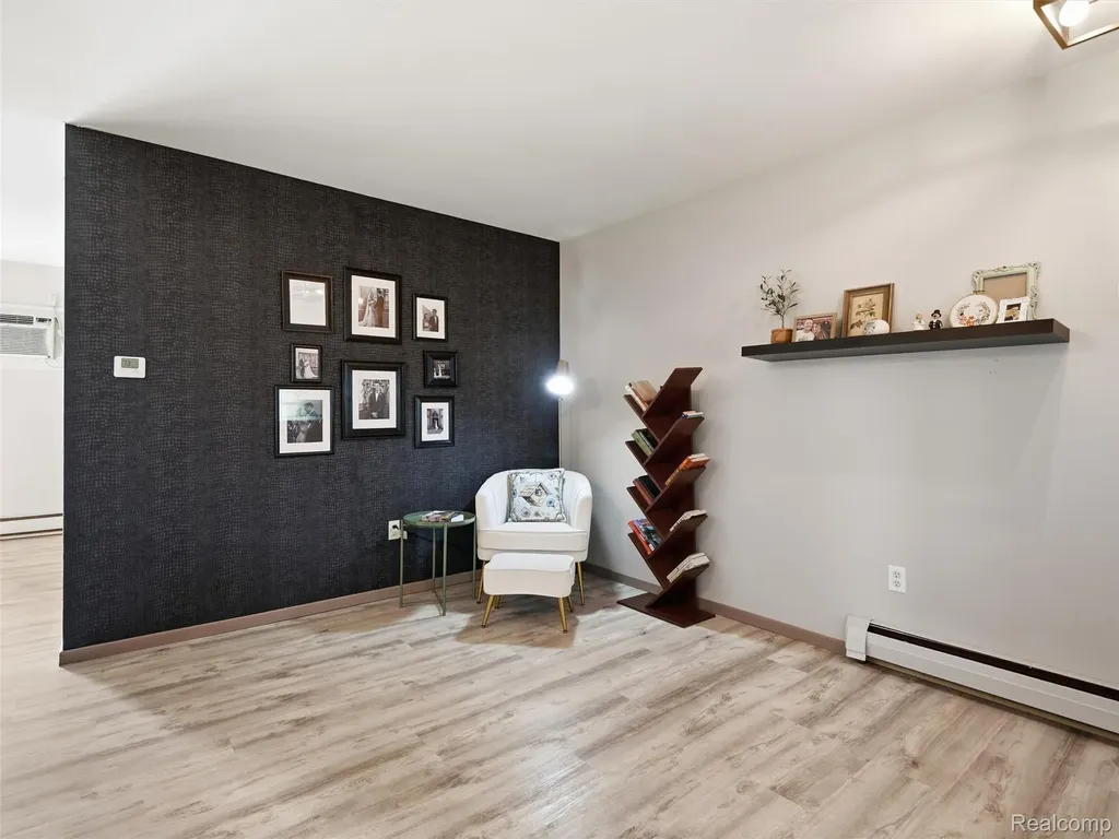 11771 Lesia Drive Green Oak Township MI 48189