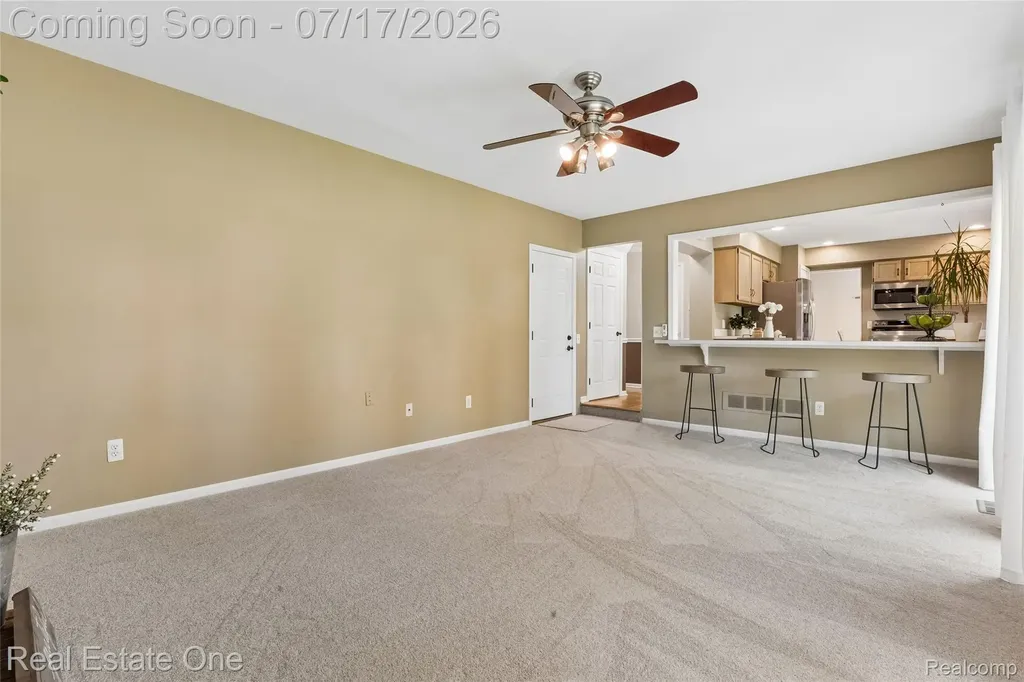 763 Whitney Drive Rochester Hills City MI 48307