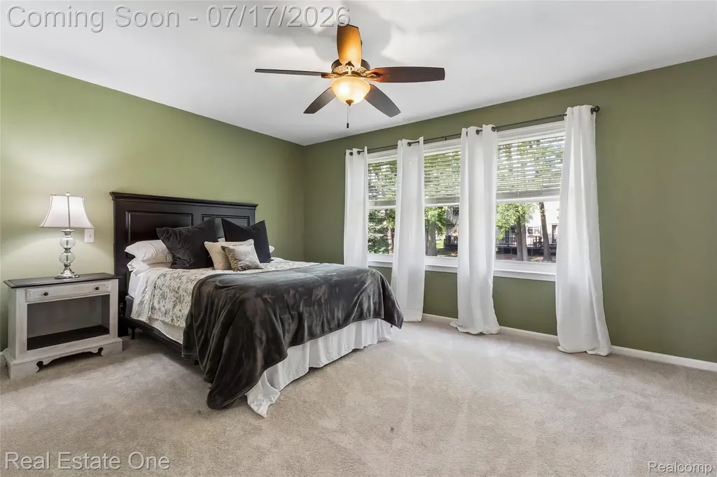 763 Whitney Drive Rochester Hills City MI 48307