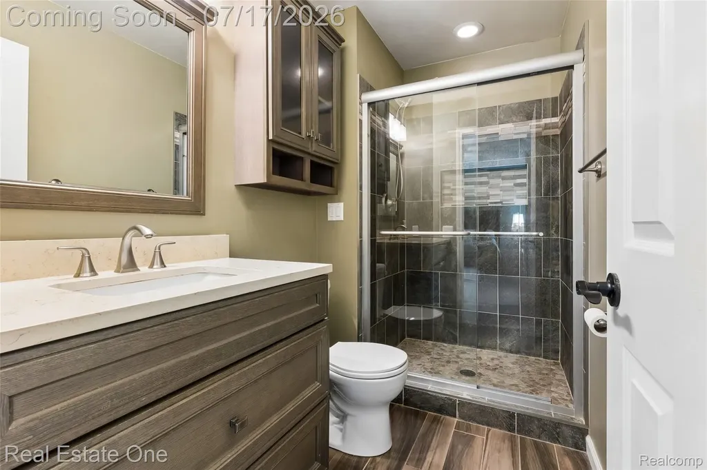 763 Whitney Drive Rochester Hills City MI 48307