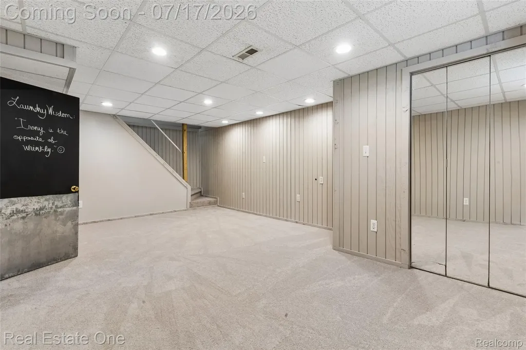 763 Whitney Drive Rochester Hills City MI 48307