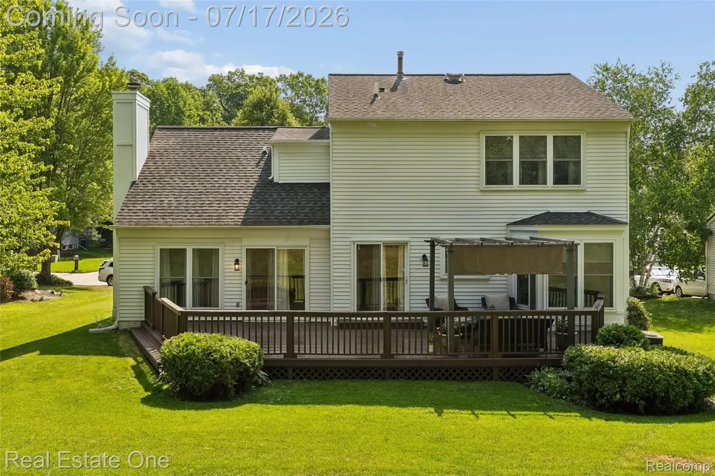 763 Whitney Drive Rochester Hills City MI 48307