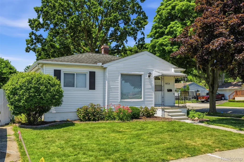 972 Arlene Avenue Pontiac City MI 48340