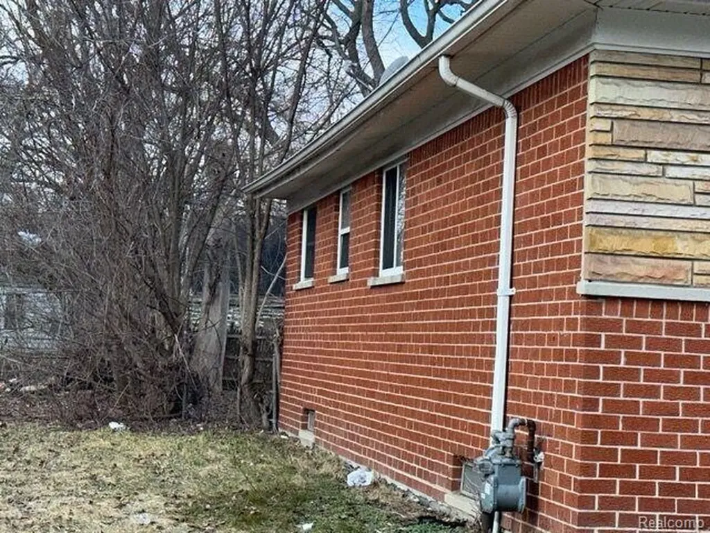 17861 Annott Street Detroit City MI 48205