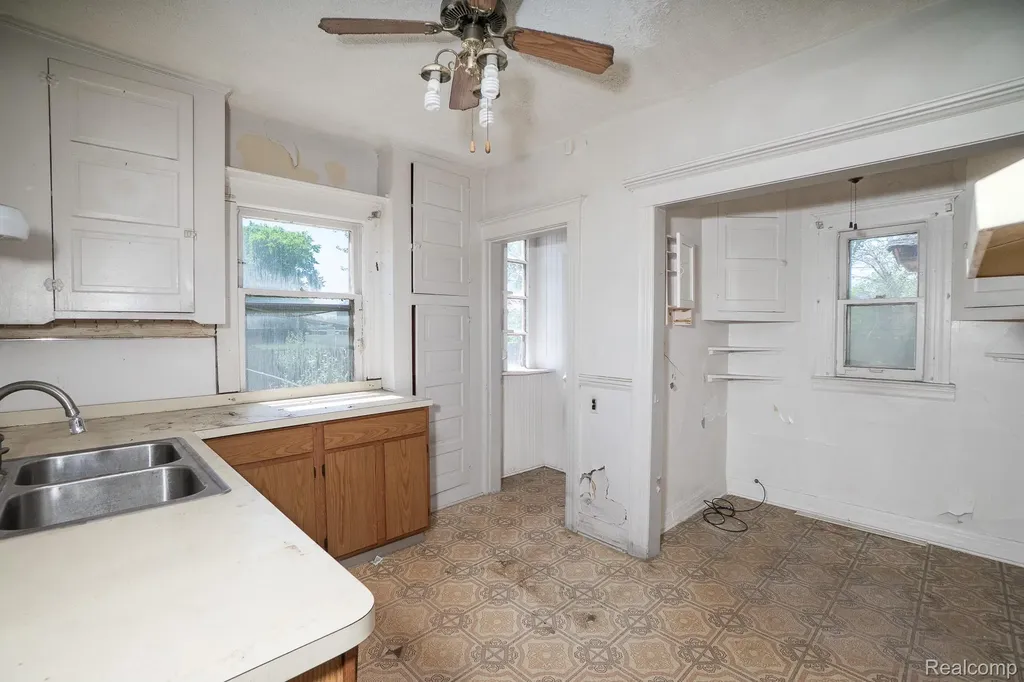 153 Beresford Street Highland Park City MI 48203