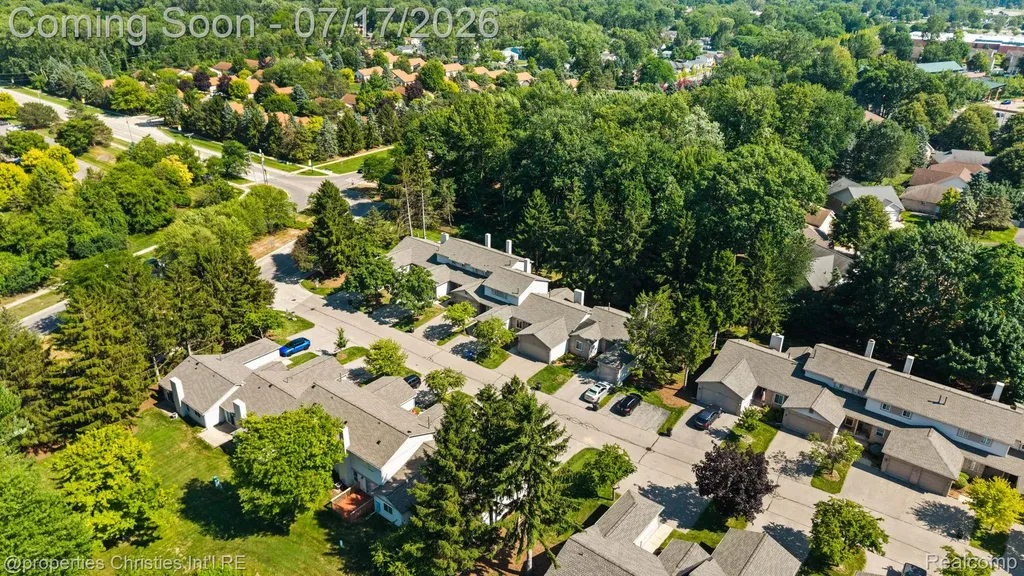 36551 Deerhurst S Westland City MI 48185