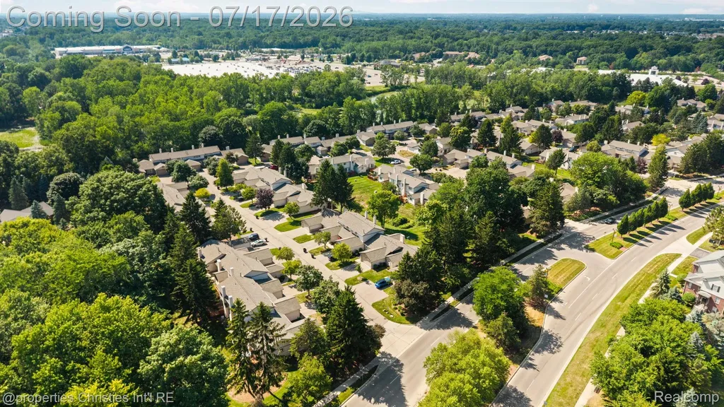 36551 Deerhurst S Westland City MI 48185
