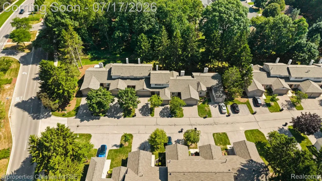 36551 Deerhurst S Westland City MI 48185