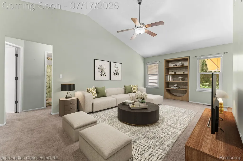 36551 Deerhurst S Westland City MI 48185