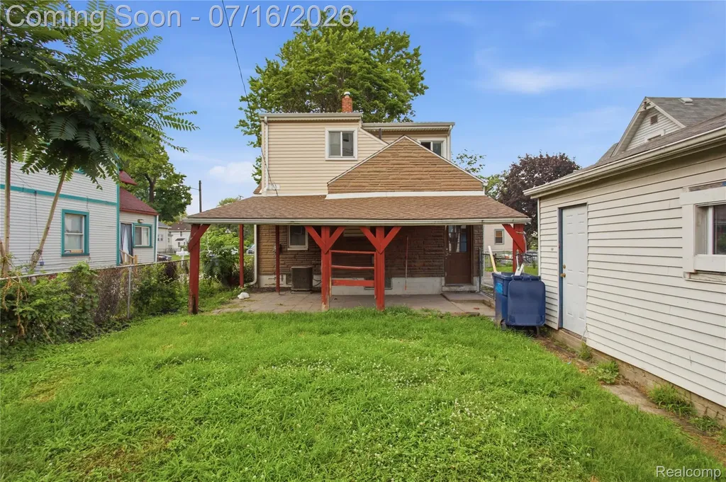 147 Charles Street River Rouge City MI 48218