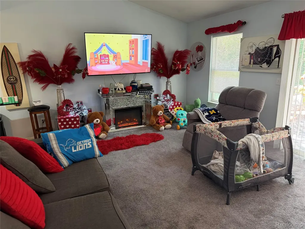 29965 Kenwood Court Roseville City MI 48066