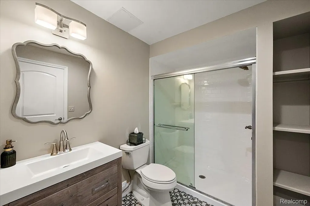 478 Overlook Drive Oxford Charter Township MI 48371