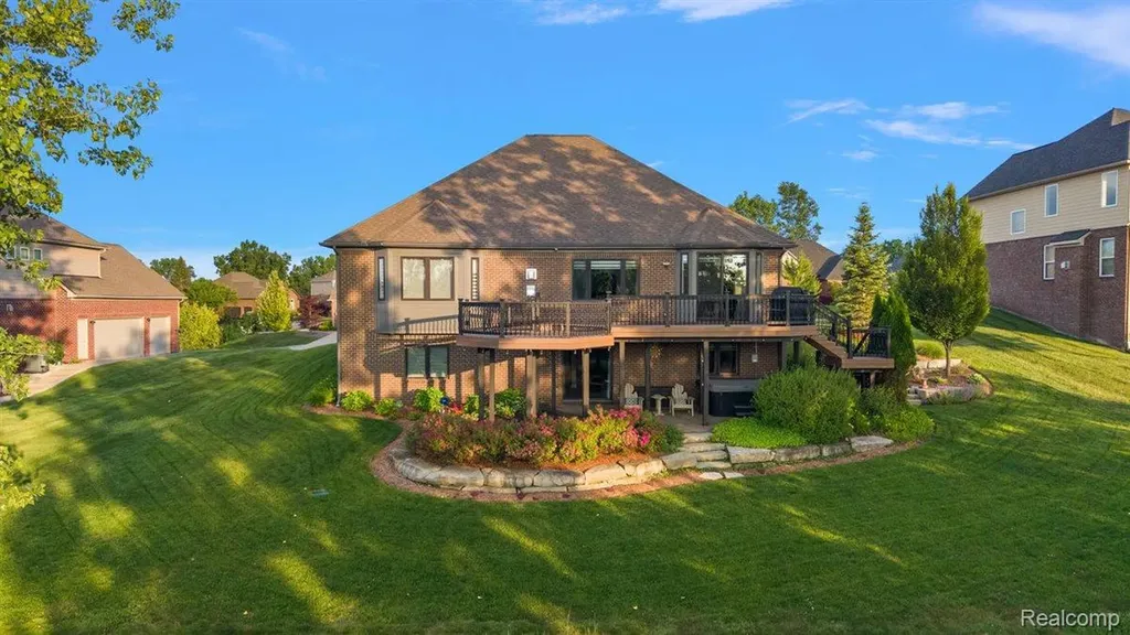 478 Overlook Drive Oxford Charter Township MI 48371