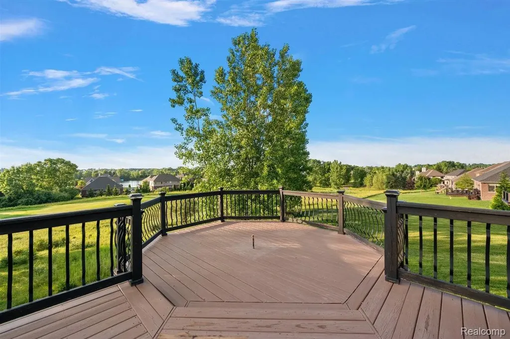 478 Overlook Drive Oxford Charter Township MI 48371