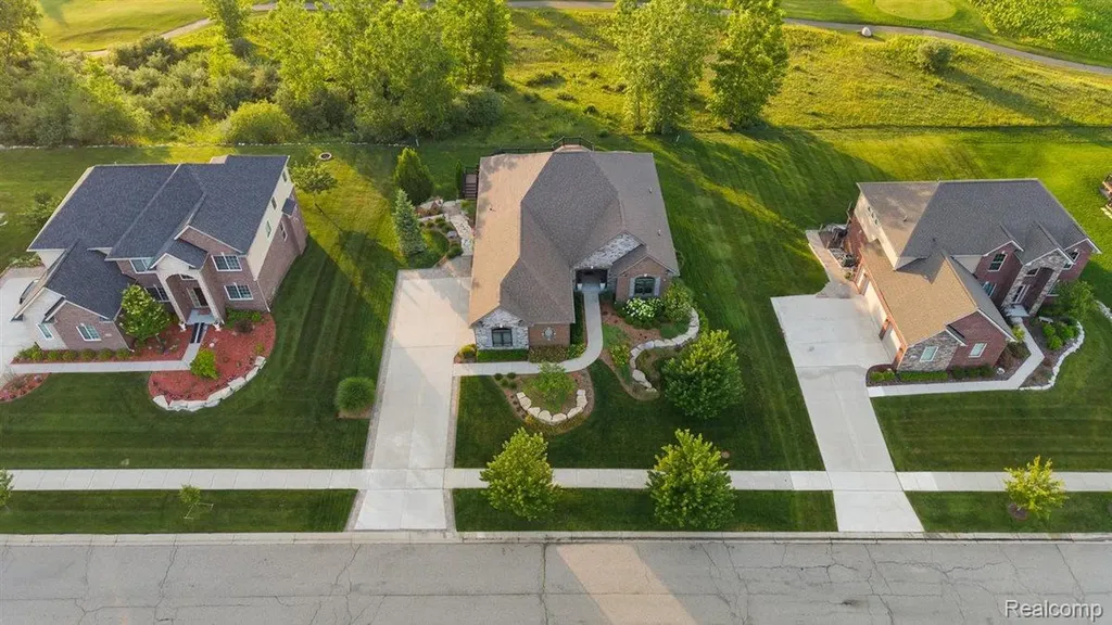 478 Overlook Drive Oxford Charter Township MI 48371