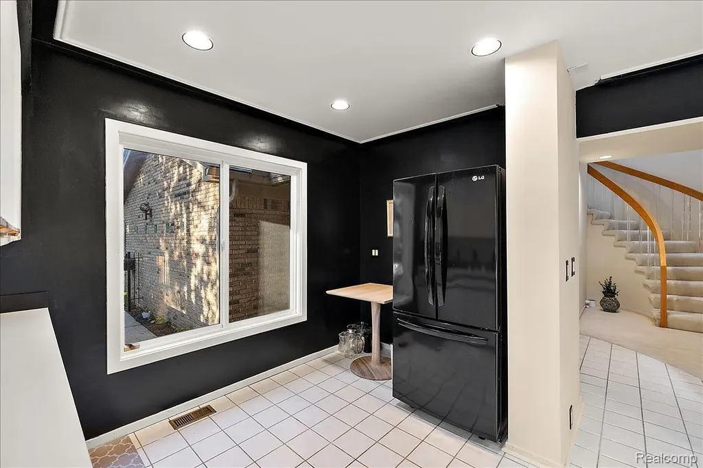 31456 Hunters Circle Drive Farmington Hills City MI 48334