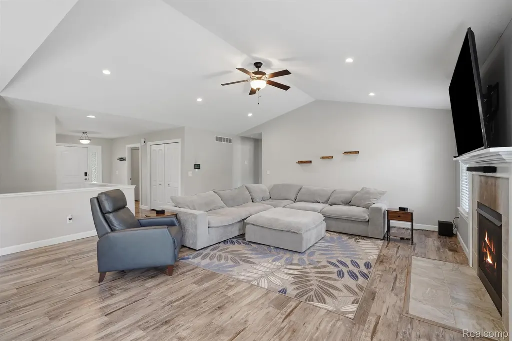 665 Marblewood Lane Pittsfield Charter Township MI 48176
