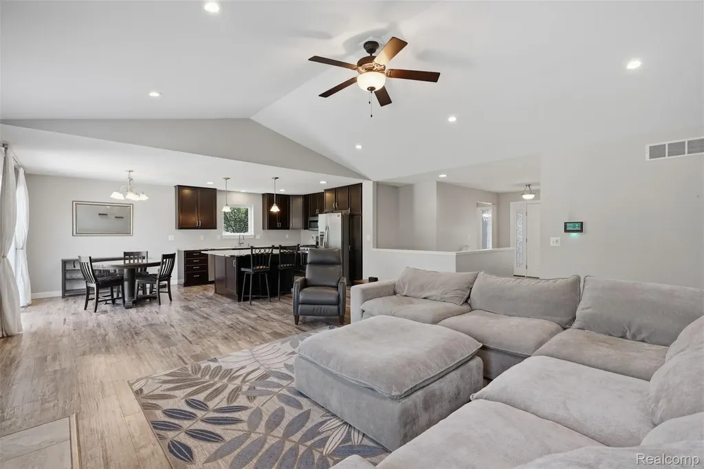 665 Marblewood Lane Pittsfield Charter Township MI 48176