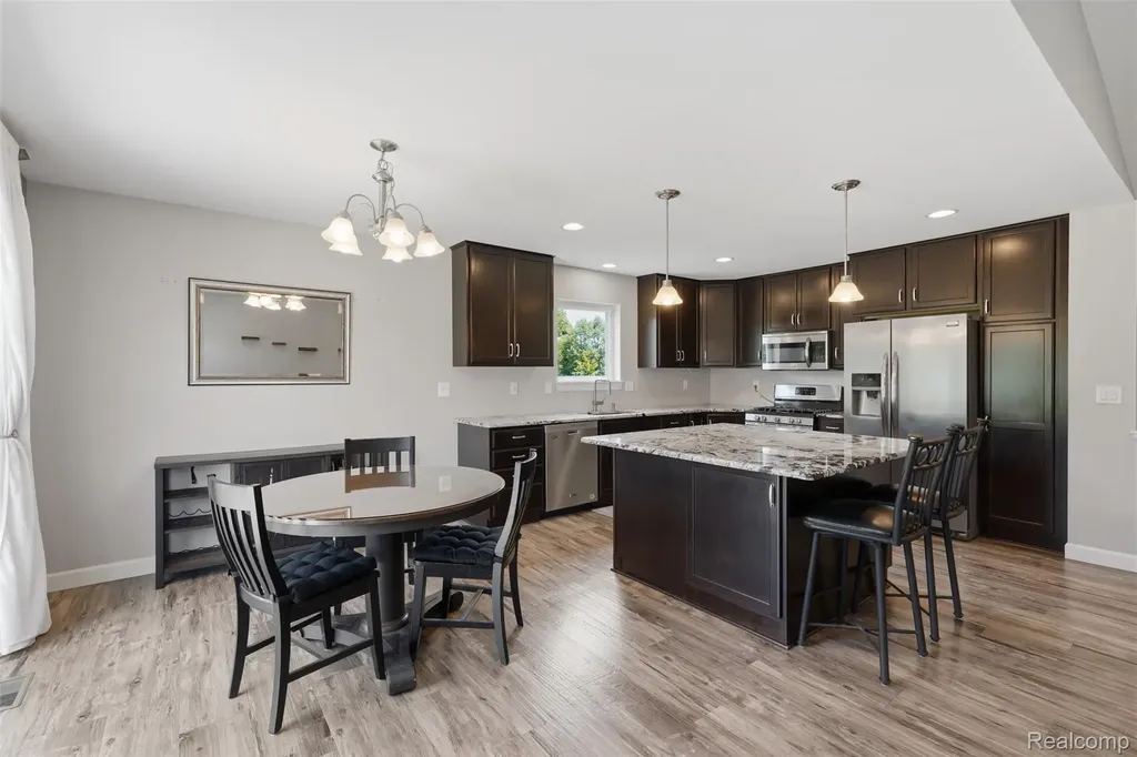 665 Marblewood Lane Pittsfield Charter Township MI 48176