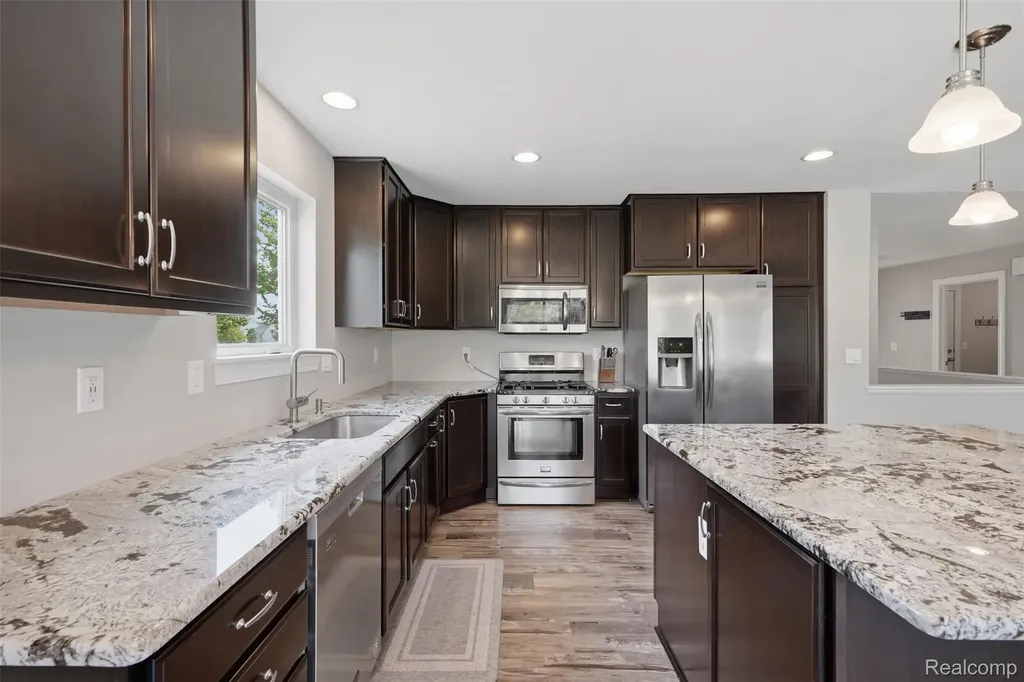 665 Marblewood Lane Pittsfield Charter Township MI 48176