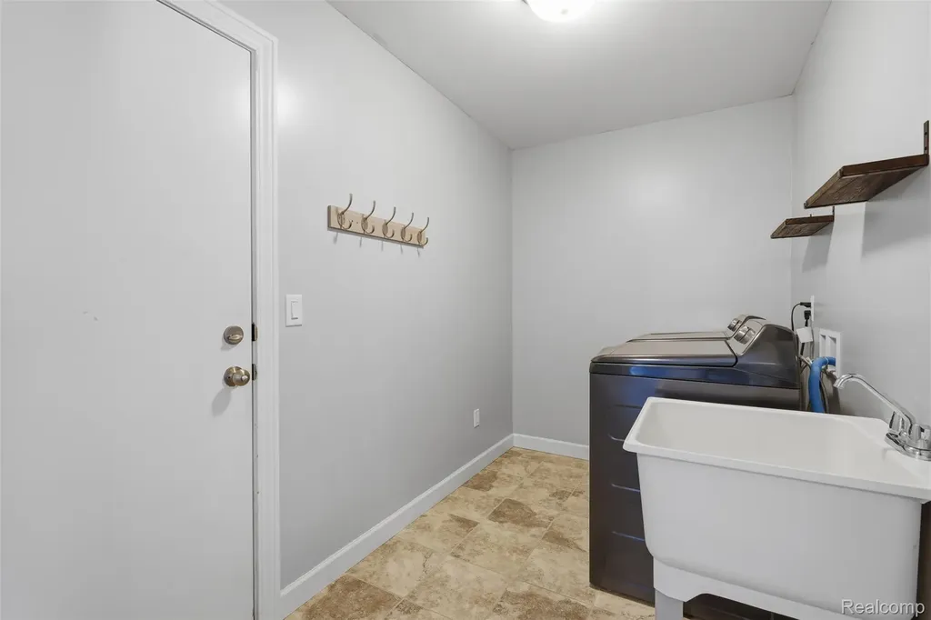 665 Marblewood Lane Pittsfield Charter Township MI 48176