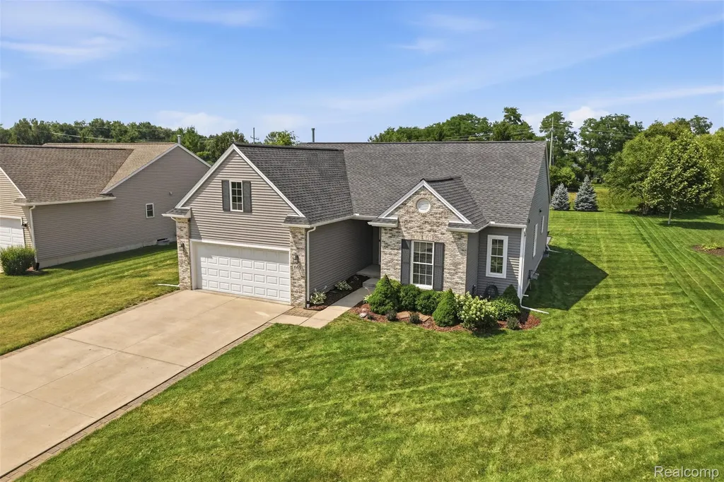 665 Marblewood Lane Pittsfield Charter Township MI 48176
