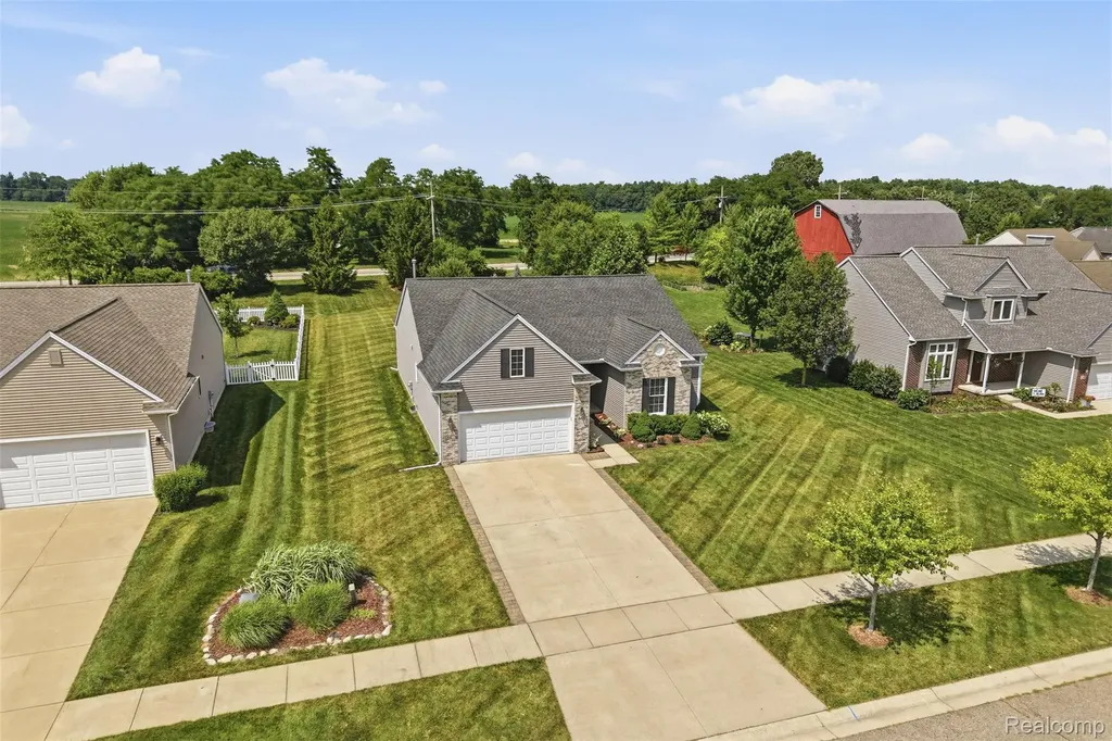 665 Marblewood Lane Pittsfield Charter Township MI 48176