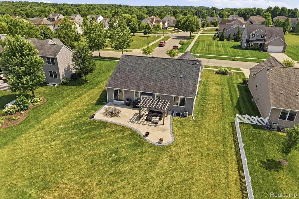 665 Marblewood Lane Pittsfield Charter Township MI 48176
