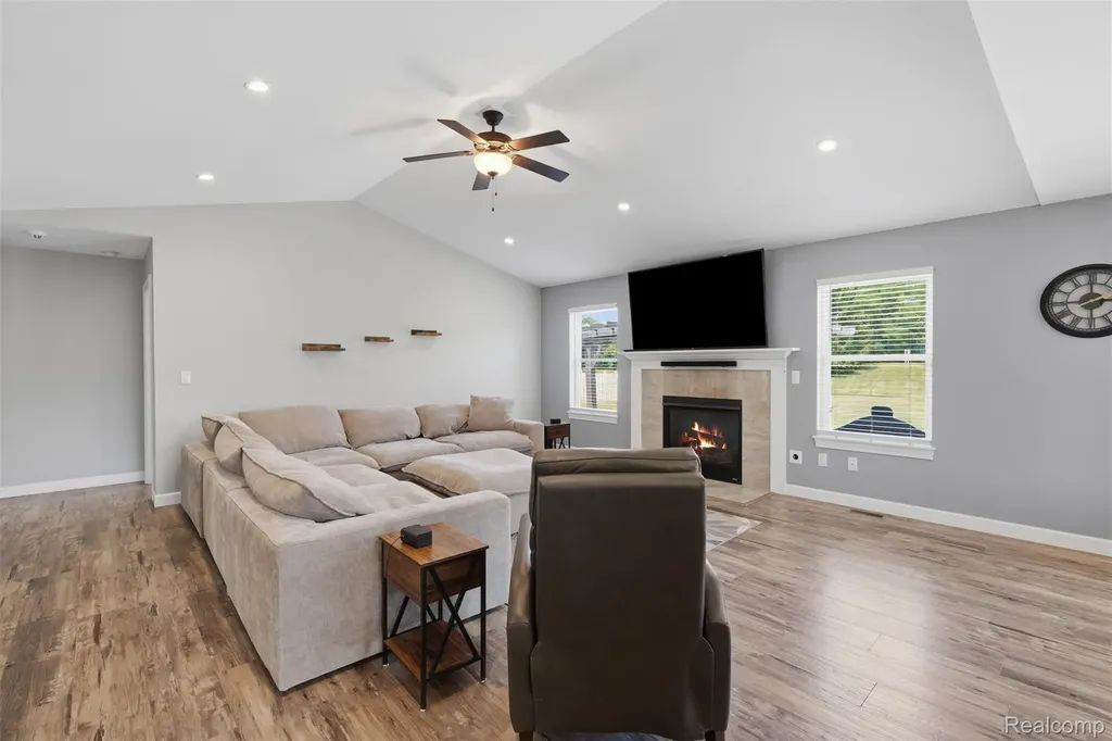 665 Marblewood Lane Pittsfield Charter Township MI 48176